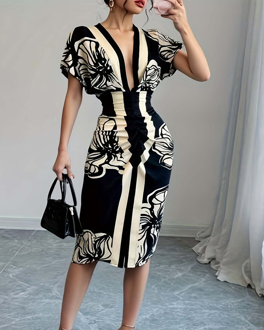 Hodiah™ | Chic Pleated Dress