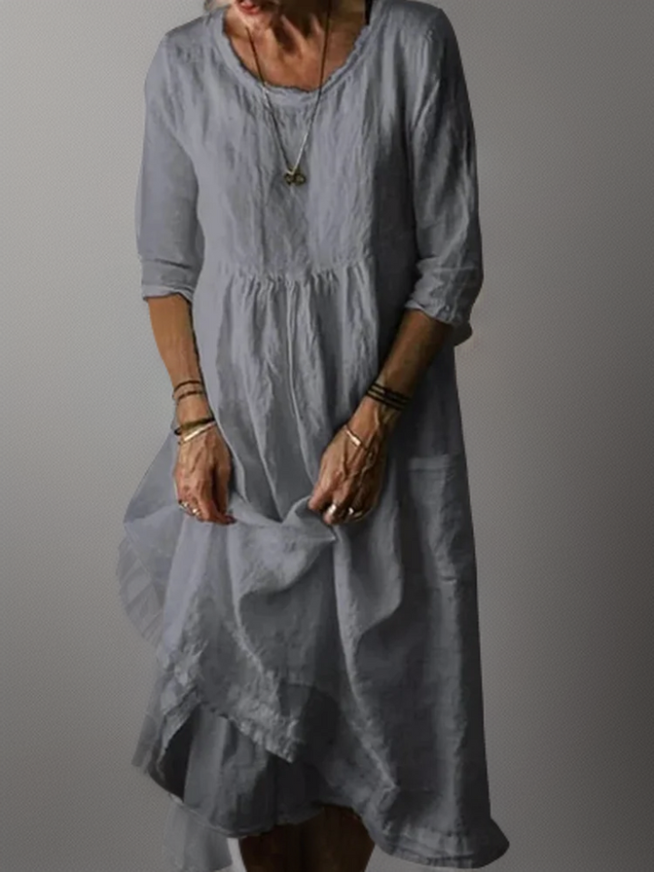 Carolien - Flowing Maxi Dress with Relaxed Round Neckline
